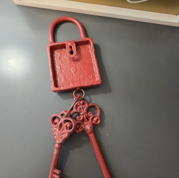 Lock & Key Decorative - Picture 3 of 3
